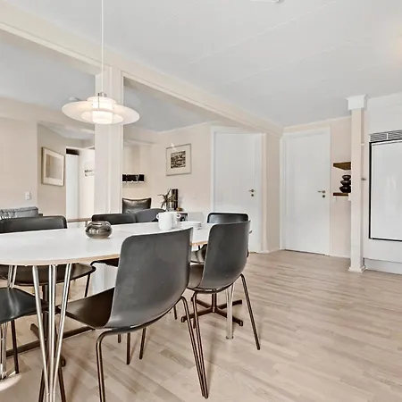 Apartment In With Kitchen