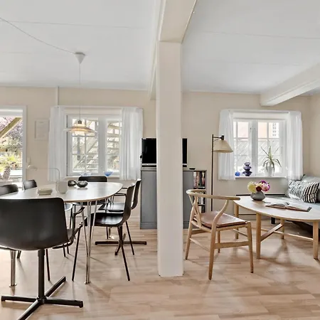 In With Kitchen Apartment