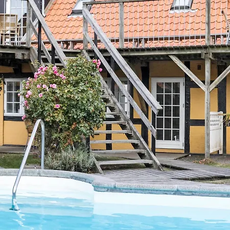 2 Bedroom Awesome In *