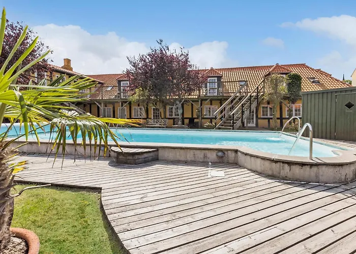 2 Bedroom Awesome In Apartment Svaneke